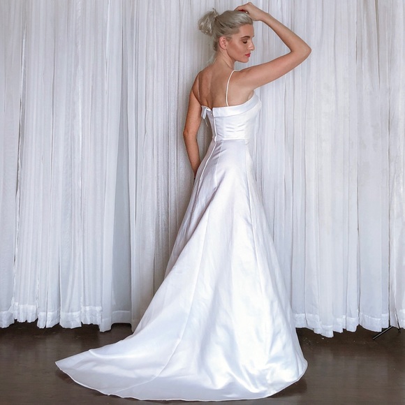 David's Bridal Dresses & Skirts - Davids Bridal Align Satin Wedding Dress with Train